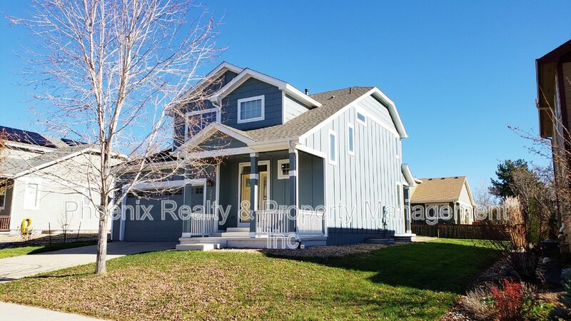 Lafayette House: 302 Saint Ida Circle