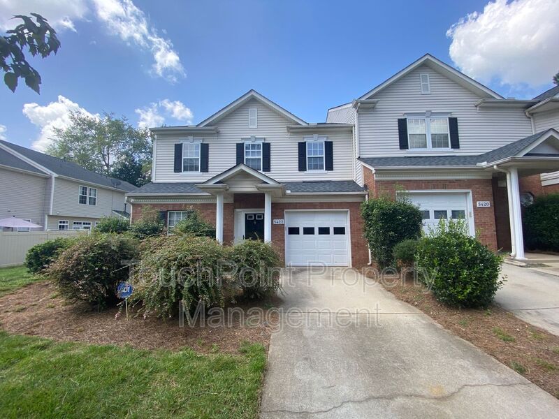 Charlotte House: 5422 Waverly Lynn Ln