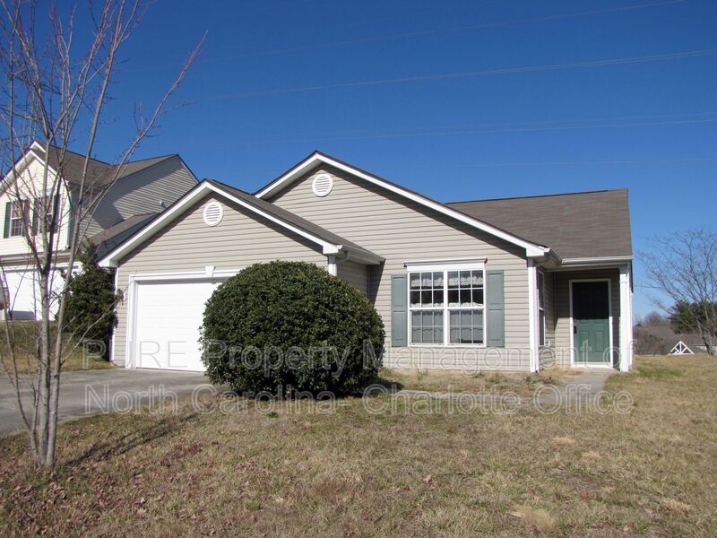 Charlotte House: 2910 Bridgeville Lane