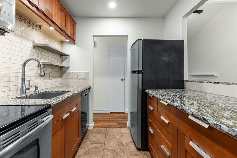 Portland Condo: 7730 SW Barnes Rd