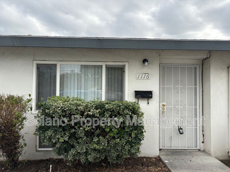 Fairfield House: 1116 Union Ave