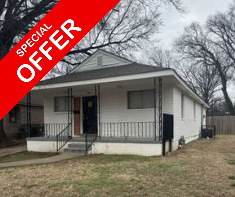 Memphis House: 694 Hamilton St