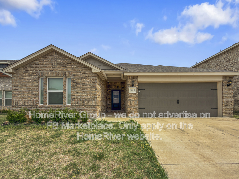 El Reno House: 1613 Ruby Dr