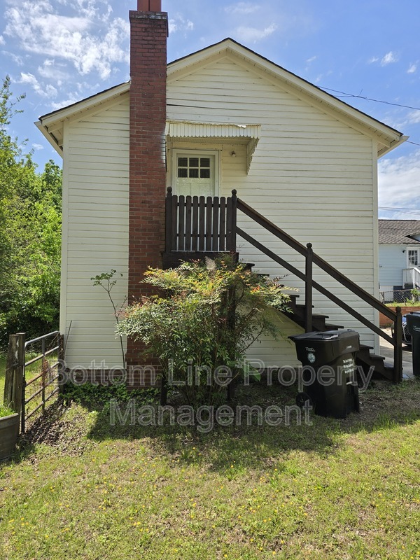 Concord Condo: 182 Cabarrus Ave E