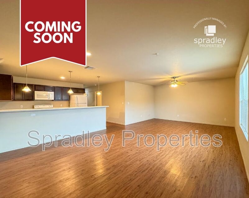 Belton Condo: 255 E 5th Ave, Apt 221