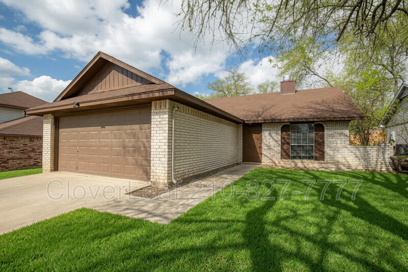 Schertz House: 3421 Turnabout Loop