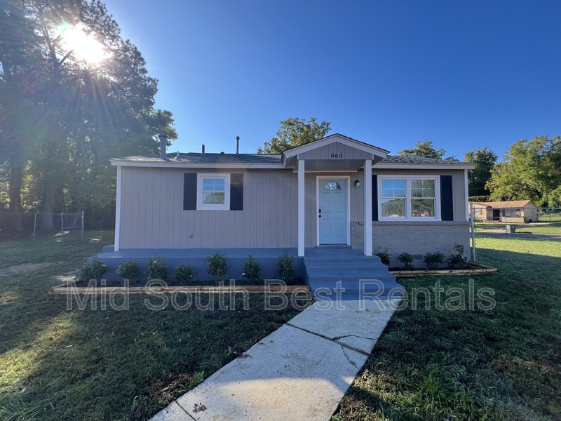 Memphis House: 863 Pawnee Ave