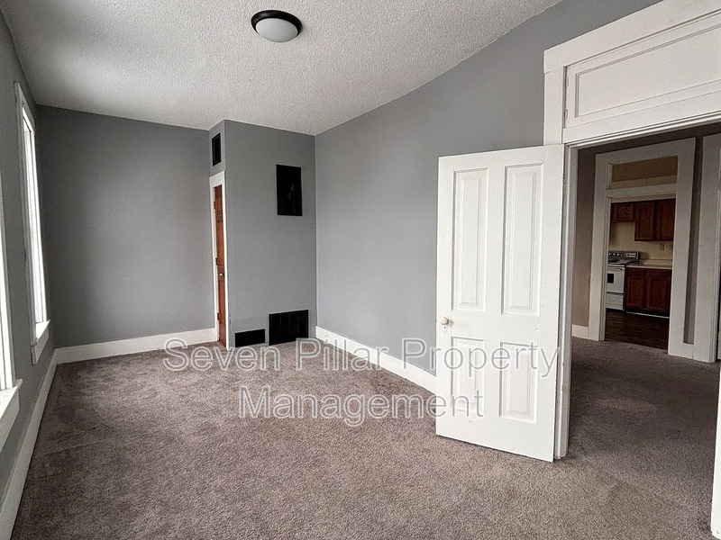 Greenville Condo: 428 E Main St