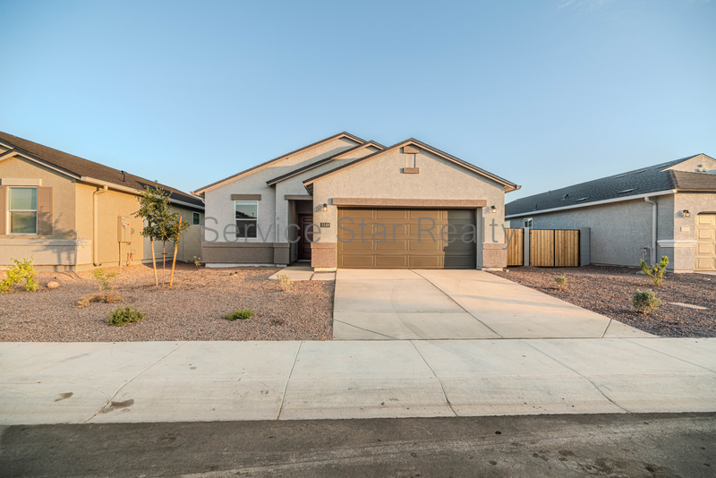 San Tan Valley House: 5549 E Cinder Ln