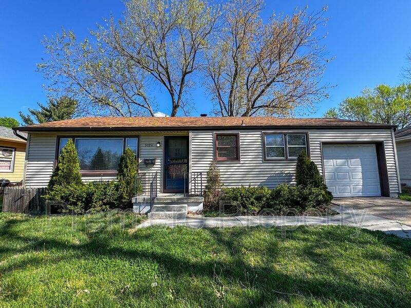 Independence House: 9724 E 34th St S