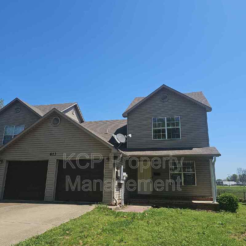 Van Buren Condo: 613 South 11th Street - 2