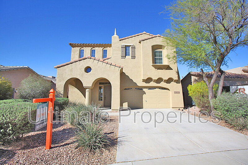 Peoria House: 29828 N 121st Ln