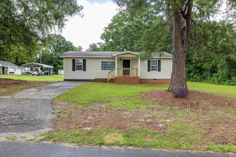 Augusta House: 2140 Veterans Drive