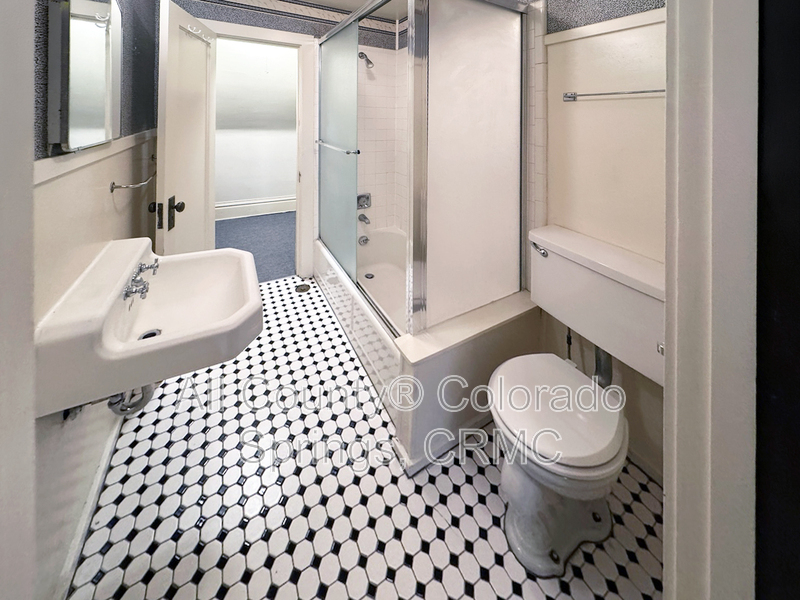 Main Rental Photo 12