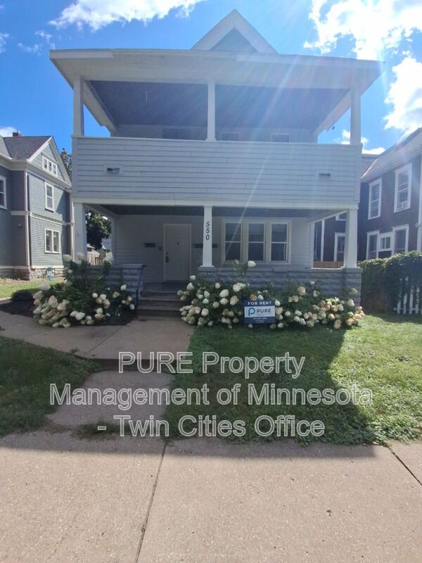 Saint Paul Condo: 550 Ashland Ave