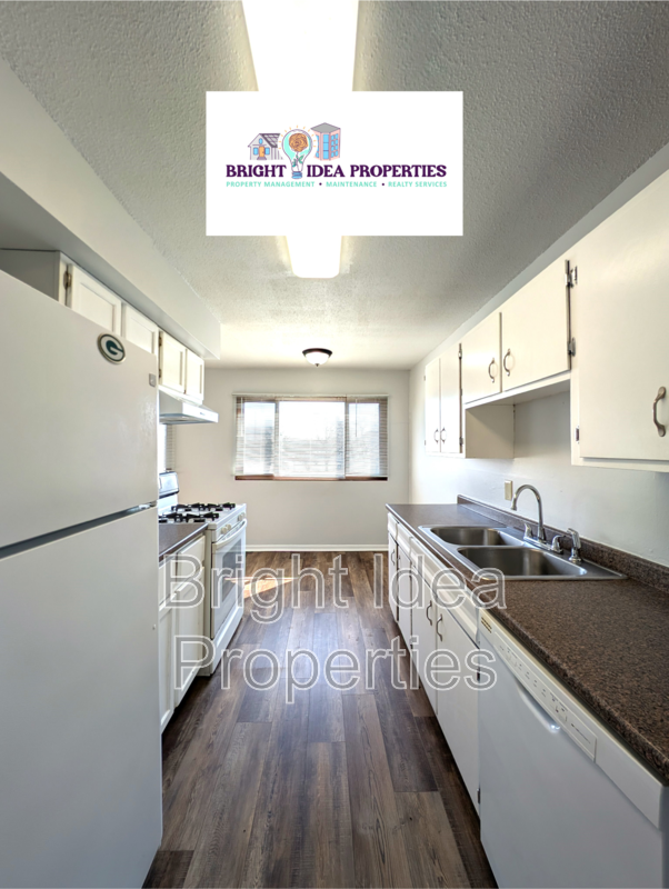 Fridley Condo: 5940 East River Road - 9