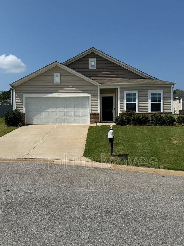 Simpsonville House: 6 Larson Drive