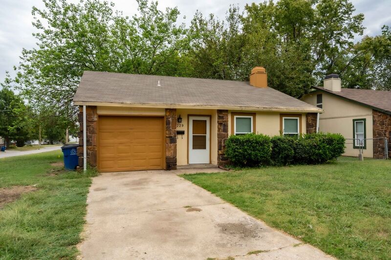 Tulsa House: 4229 S 35th Ave W
