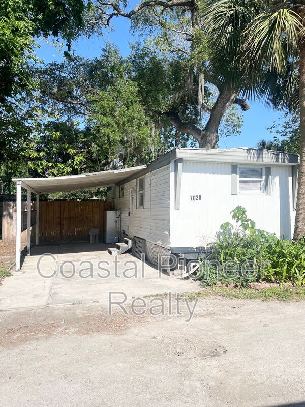 New Port Richey House: 7020 Washington Street