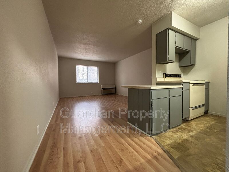 Saint Joseph House: 1602 Brookside Dr