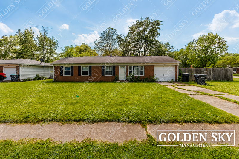 Yorktown House: 1901 South Hunter Road