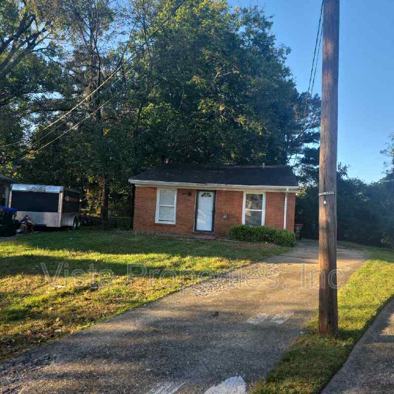 Louisville House: 1622 Haskin Avenue