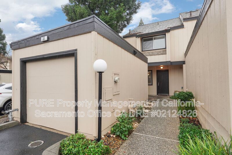 Orangevale House: 9200 Madıson Green lane