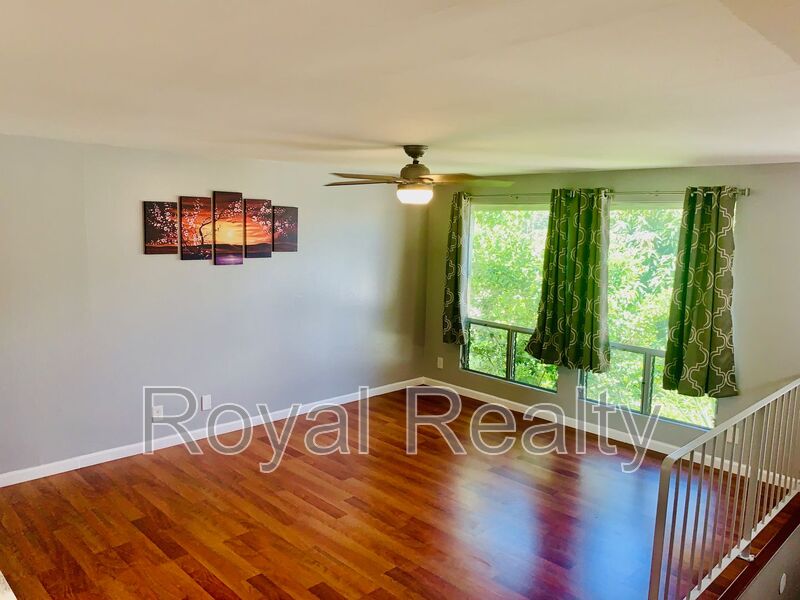 Mililani House: 95-180 Hokuula Pl