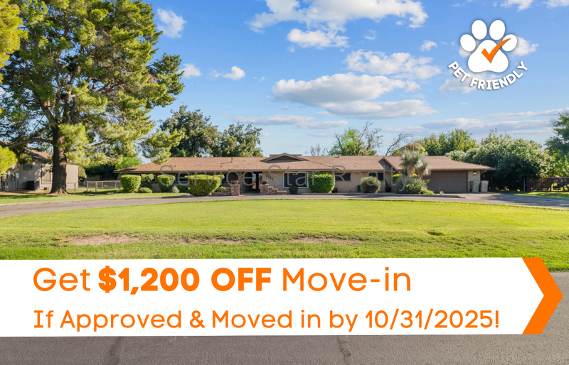 Glendale House: 6315 W Pershing Ave