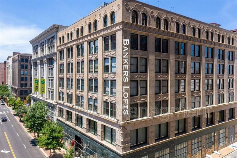 Saint Louis Condo: 901 Washington Ave