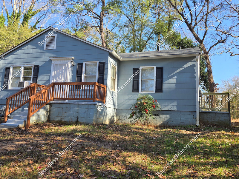 Atlanta Condo: 1264 Byewood Ln SW