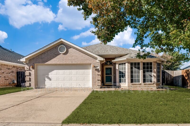 Forth Worth House: 6812 Coldwater Canyon Rd