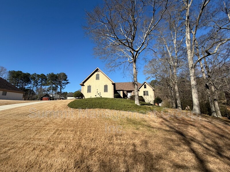 Conyers House: 2405 Twin Creek Court Southwest