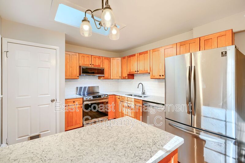 Fulton House: 7071 Pindell School Rd