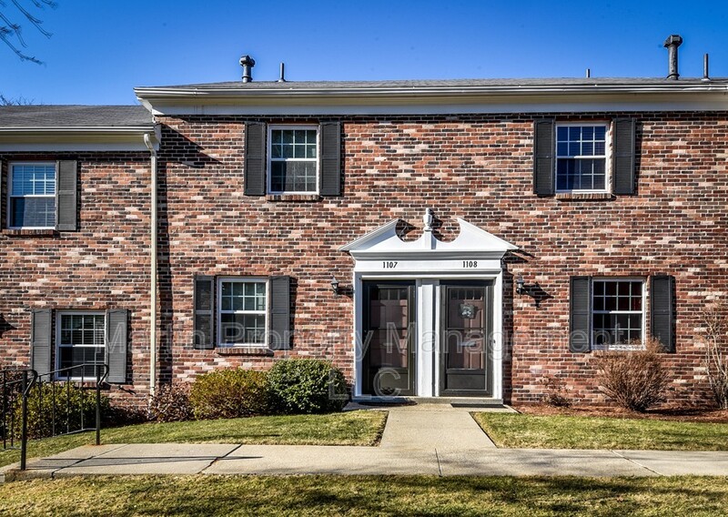 Framingham Condo: 1107 Windsor Drive