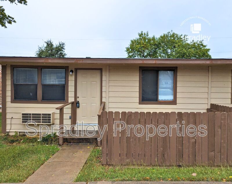 Temple Condo: 608 John Paul Jones Dr