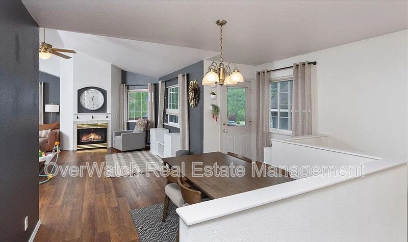 Eagle River House: 19527 Highland Ridge Drive