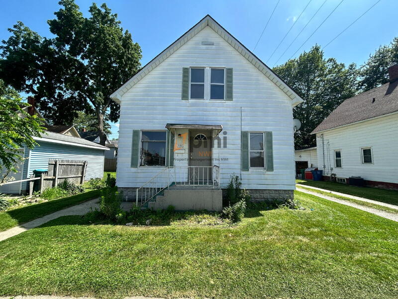 La Porte House: 906 2nd St