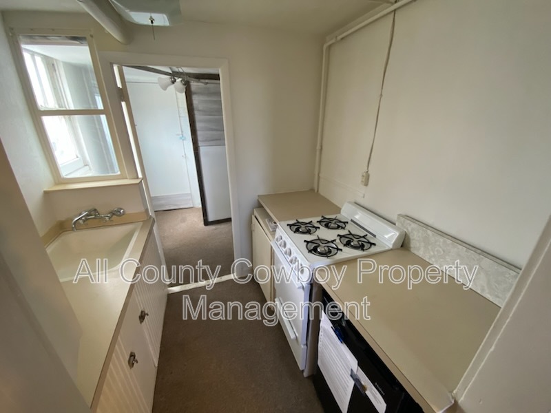 Laramie Condo: 769 N. 8th St. Apt. 4