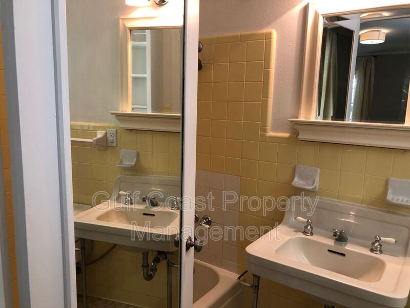 1838 Irving St Sarasota FL 34236 - Photo 9