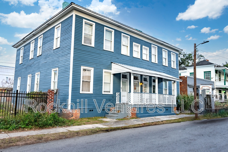 Savannah Condo: 508 W 42nd St