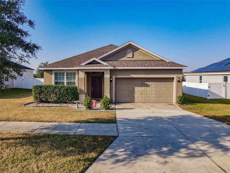 Groveland House: 210 Blackstone Creek Rd