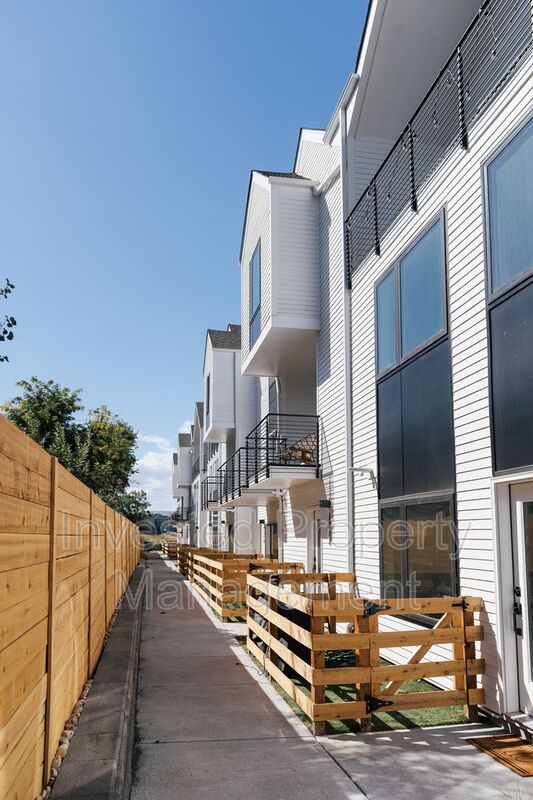 Request a Viewing for 1208 S Reed Way Tenant Turner