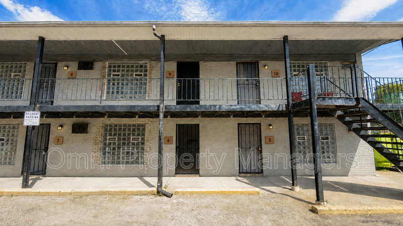 Detroit Condo: 11360 Wyoming Ave
