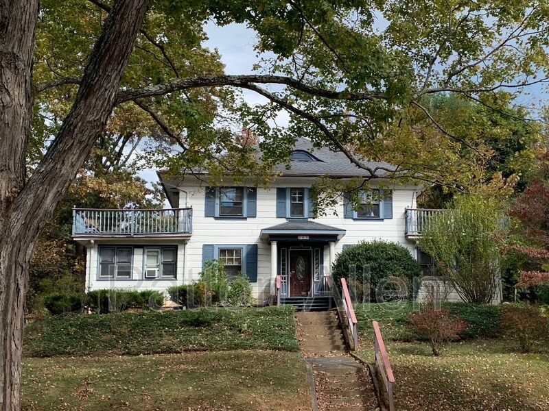 Asheville Condo: 105 Edwin Pl