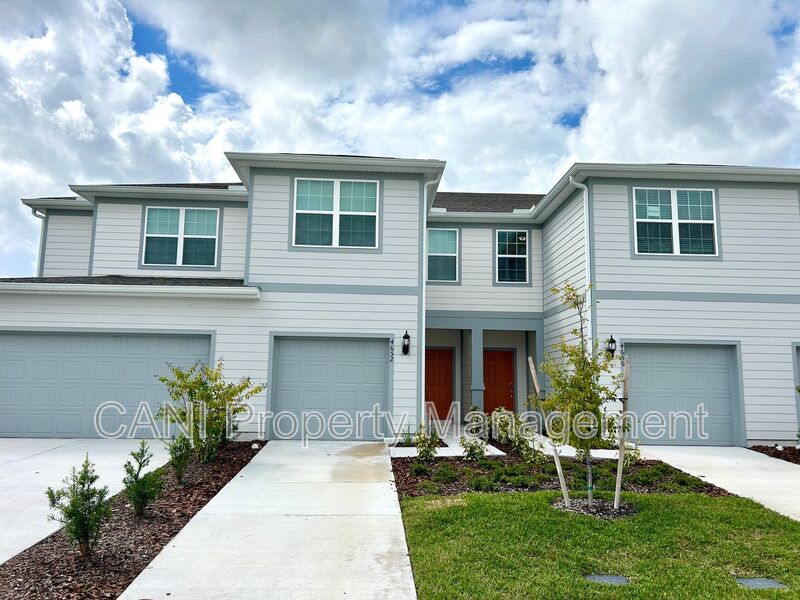 Kisslmmee Townhome: 4652 Sparkling Shell Avenue