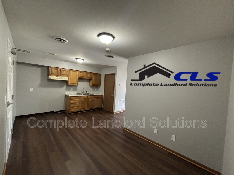 Terre Haute Condo: 1400 North Avenue - 215