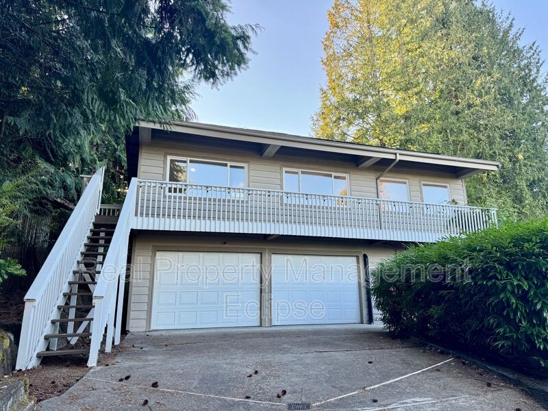 Bothell House: 21606 3rd Ave SE ADU