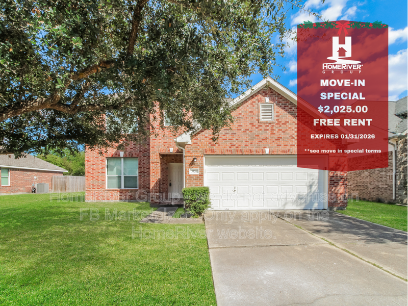 Baytown House: 3926 W Lindbergh Ct