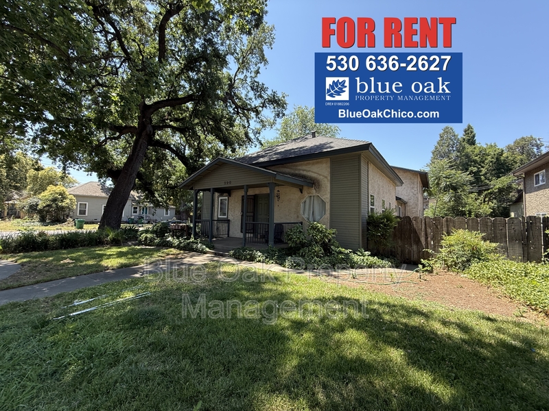 Chico House: 390 Ash Street